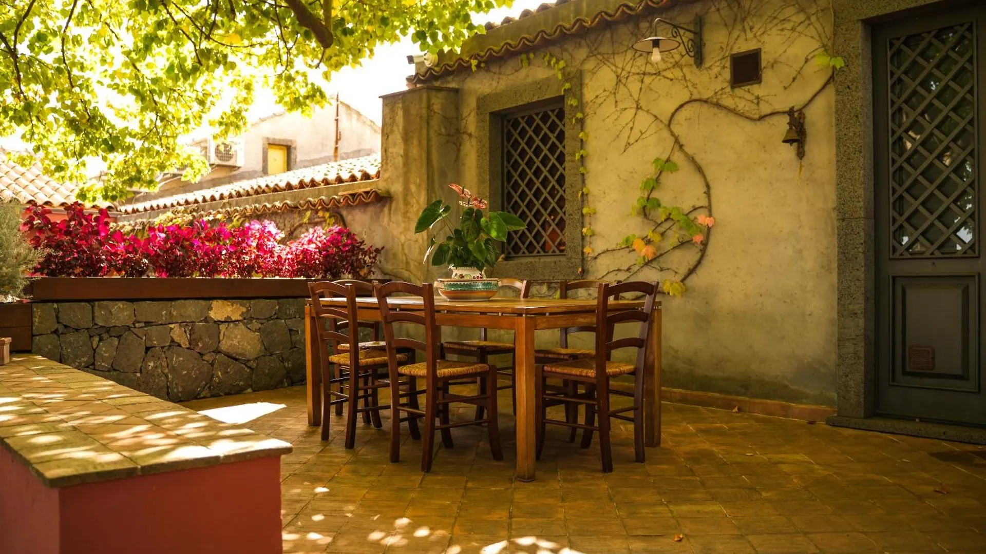 Contrada Salice Hotel Milo Italy