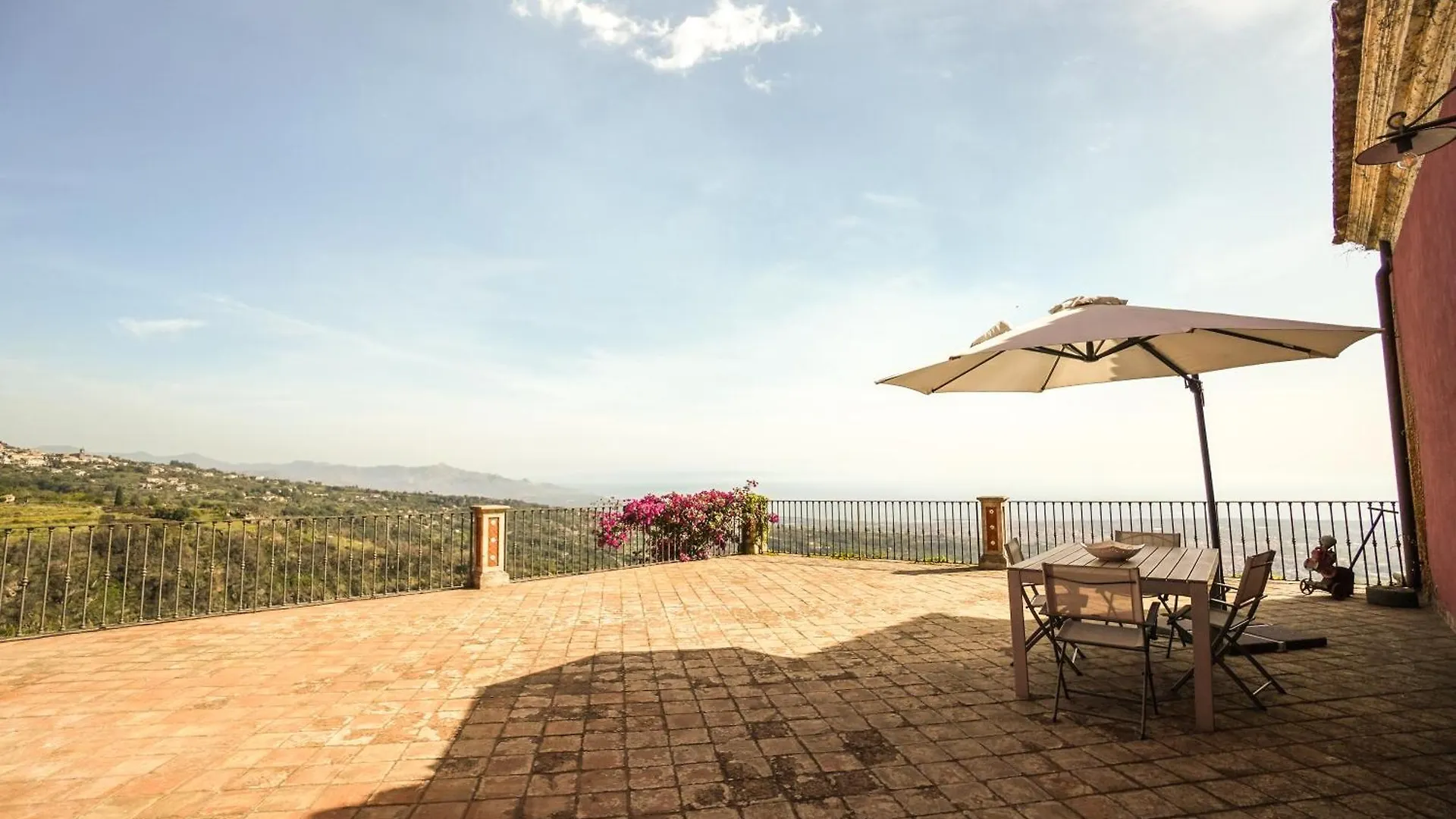 Contrada Salice Hotel Milo Guest house