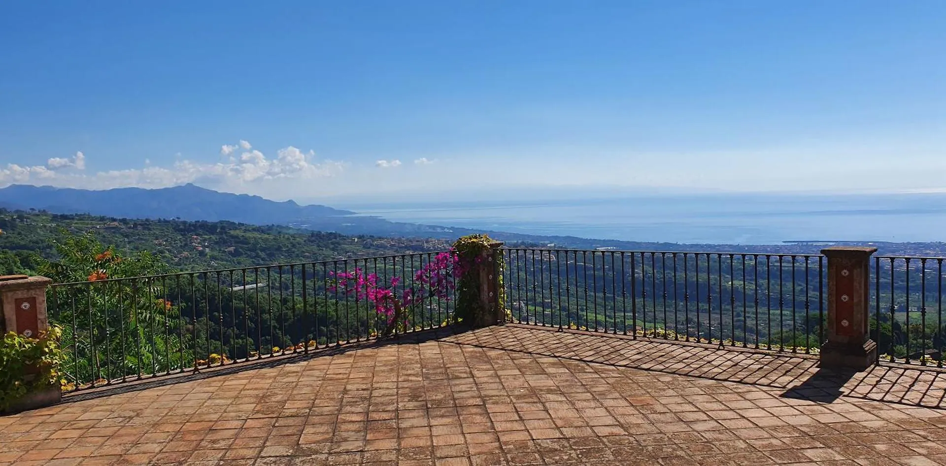 Guest house Contrada Salice Hotel Milo Italy